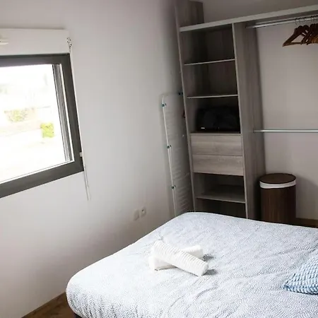 Duplex Avec Jardin - 2 Parkings Prives - 2 Chambres Διαμέρισμα *